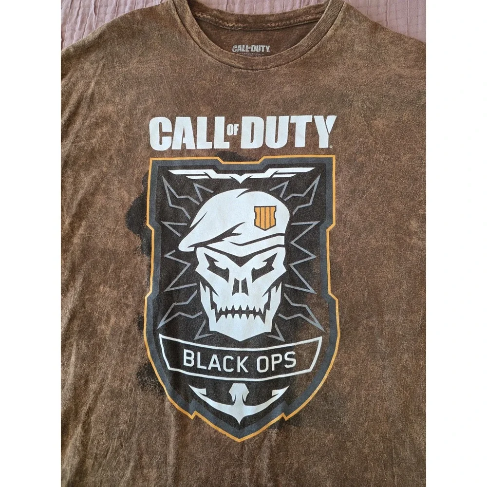 Call of Duty Black Ops 4 Graphic‎ T-Shirt Men's Size Large Brown Faded Look - Picture 3 of 6